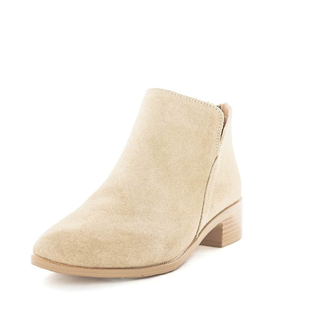 Caressa Ankle Boots