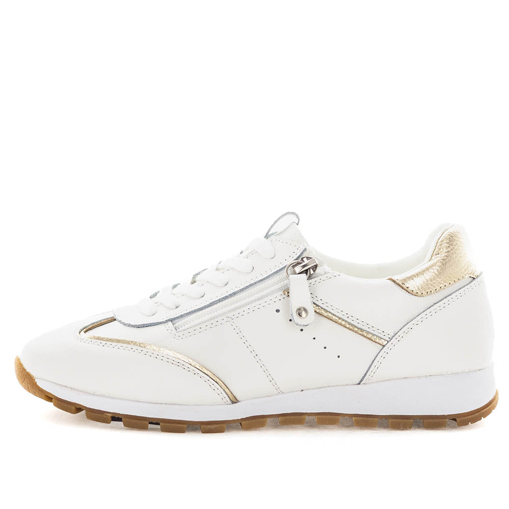 Colina Sneakers