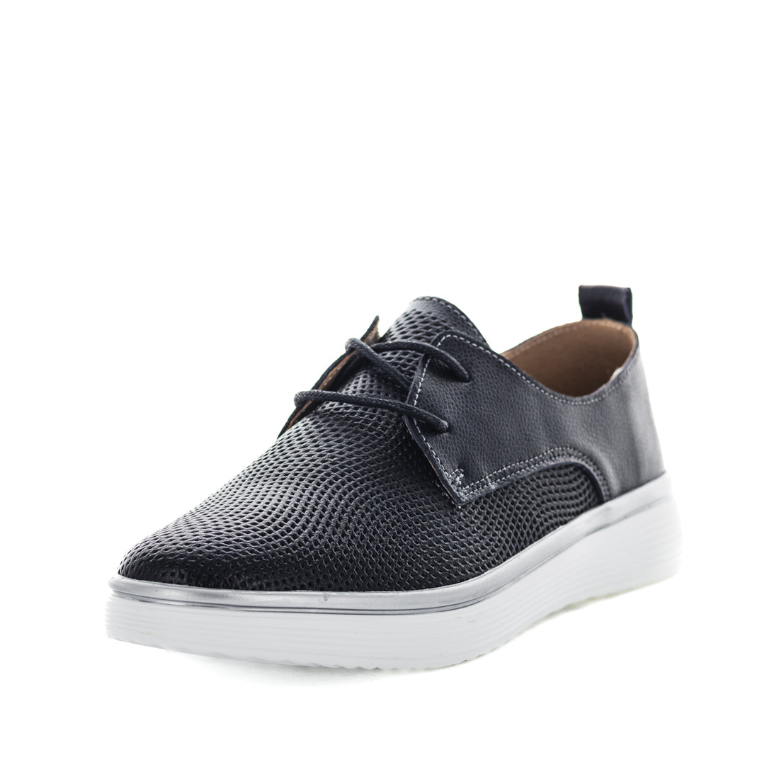 Chloe Sneakers (8982323888361)